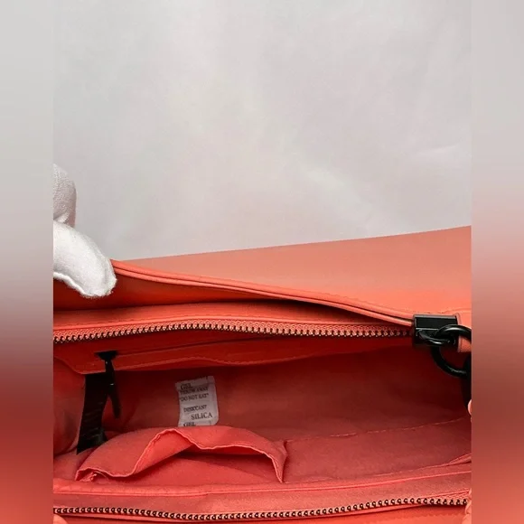 Badgley Mischka Coral crossbody Handbag tote New - Picture 10 of 11